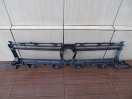 Volkswagen Caddy Grille calandre supérieure de pare-chocs avant 2K5807231