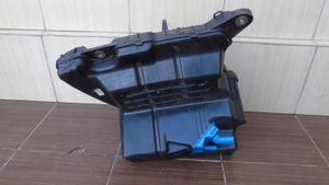 Audi A4 S4 B9 Réservoir de fluide AdBlue 8W0131878AE