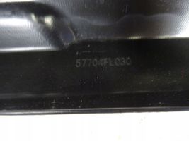 Subaru XV II Zderzak przedni 57704fl030