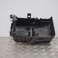 Opel Astra J Vassoio scatola della batteria 13354420