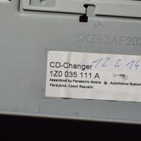 Skoda Fabia Mk1 (6Y) Changeur CD / DVD 1Z0035111A