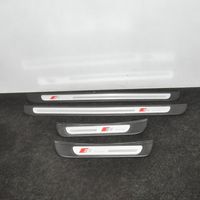 Audi A5 8T 8F Garniture de protection de seuil intérieur 