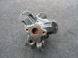 Alfa Romeo 145 - 146 Polttoaineen ruiskutuksen suurpainepumppu 0445010007