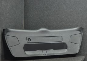 Audi A3 S3 8V Poszycie / Tapicerka tylnej klapy bagażnika 8V4867979E