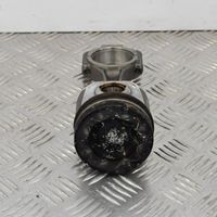 Volkswagen PASSAT CC Piston 038J