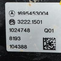 Mercedes-Benz B W245 Lukturu slēdzis 32221501