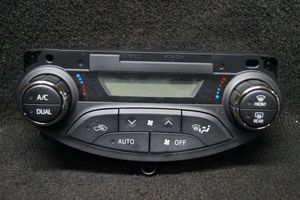 Toyota Yaris Przełącznik / Włącznik nawiewu dmuchawy 