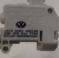 Volkswagen PASSAT CC Verrouillage du bouchon du réservoir de carburant 3C8010773A