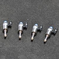 Volkswagen Jetta VI Fuel injectors set 0261500132