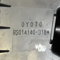 Toyota Yaris Oro filtro dėžė BS014140318