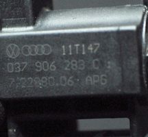 Audi A4 S4 B8 8K Jarrupääsylinteri 037906283C