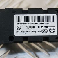 Mercedes-Benz C W203 Czujnik uderzenia Airbag 0018209126