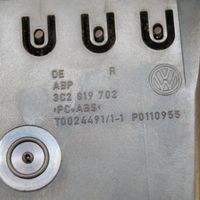 Volkswagen PASSAT B6 Copertura griglia di ventilazione cruscotto 3C2819702