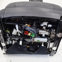 Audi Q7 4L Priekinė keleivio sėdynė 