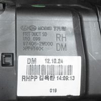 Hyundai Santa Fe Dysze / Kratki nawiewu deski rozdzielczej 974062W000