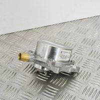 Porsche Macan Vacuum pump 