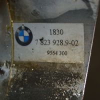 BMW 5 F10 F11 Duslintuvo antgalis 7823928