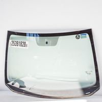 Dacia Sandero Front windscreen/windshield window 43R00132