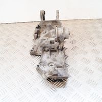 Volkswagen PASSAT B5 Altra parte del vano motore 06B903143N