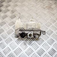 Mercedes-Benz E W213 Radiateur d'huile moteur A0995006300