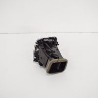 Audi Q3 8U Lango oro grotelės 8U2820902D