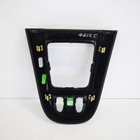 Opel Zafira C Ātrumu pārslēgšanas sviras dekoratīvā apdare (plastmasas) 3907728139077316