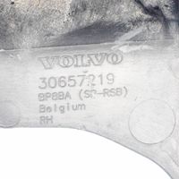 Volvo C70 Uchwyt / Mocowanie zderzaka tylnego 30657219