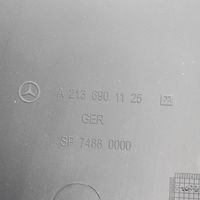 Mercedes-Benz E W213 Rivestimento montante (B) (fondo) A2136901125