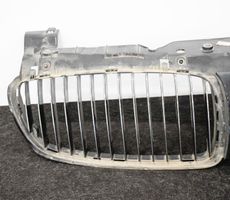 BMW 7 E65 E66 Grille calandre supérieure de pare-chocs avant 7145738