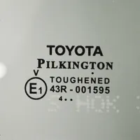 Toyota Auris E180 Takaoven ikkunalasi 43R001595
