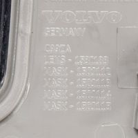 Volvo V60 Światło fotela przedniego 39826642