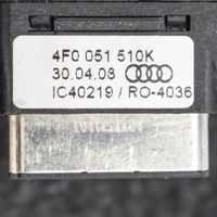 Audi A4 S4 B8 8K AUX savienotājs 4F0051510K