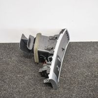 Audi A6 S6 C6 4F Lango oro grotelės 4F2820902D