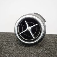 Mercedes-Benz GLA W156 Lango oro grotelės A1568300154