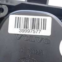 Volvo V70 Console centrale 39997577