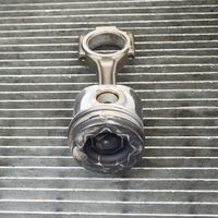 Volkswagen PASSAT B6 Piston 