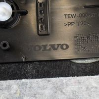 Volvo XC60 Rivestimento portellone 3519940