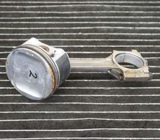 Nissan Note (E11) Piston 