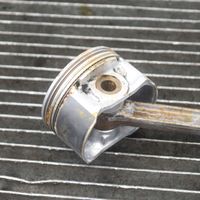 Nissan Note (E11) Piston 