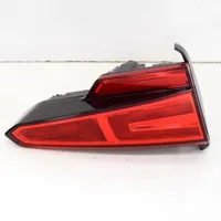 Audi A4 S4 B9 Lampy tylnej klapy bagażnika 8W5945075A