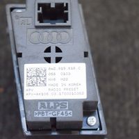 Audi A4 S4 B9 Zestaw przełączników i przycisków 8W2919616C