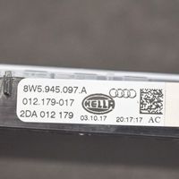 Audi A4 S4 B9 Trzecie światło stop 8W5945097A