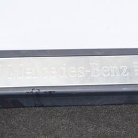 Mercedes-Benz E A207 Set di rifiniture davanzale (interno) A2076800135