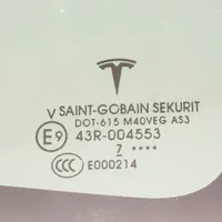 Tesla Model X Szyba karoseryjna tylna 103490785F