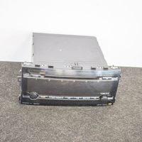 Toyota Prius (NHW20) Radio/CD/DVD/GPS-pääyksikkö 8612047240