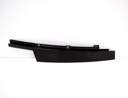 Volvo XC40 Rivestimento modanatura del vetro della portiera anteriore 31448391