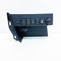 Toyota RAV 4 (XA40) Zestaw przełączników i przycisków 5543342031