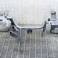 Maserati GranTurismo Travesaño/barra de soporte del panel de instrumentos 