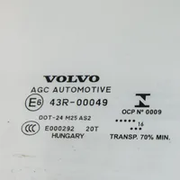 Volvo V40 Vetro del finestrino della portiera anteriore - quattro porte 43R00049