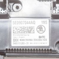 Skoda Octavia Mk3 (5E) Przełącznik / Włącznik nawiewu dmuchawy 5HB013263